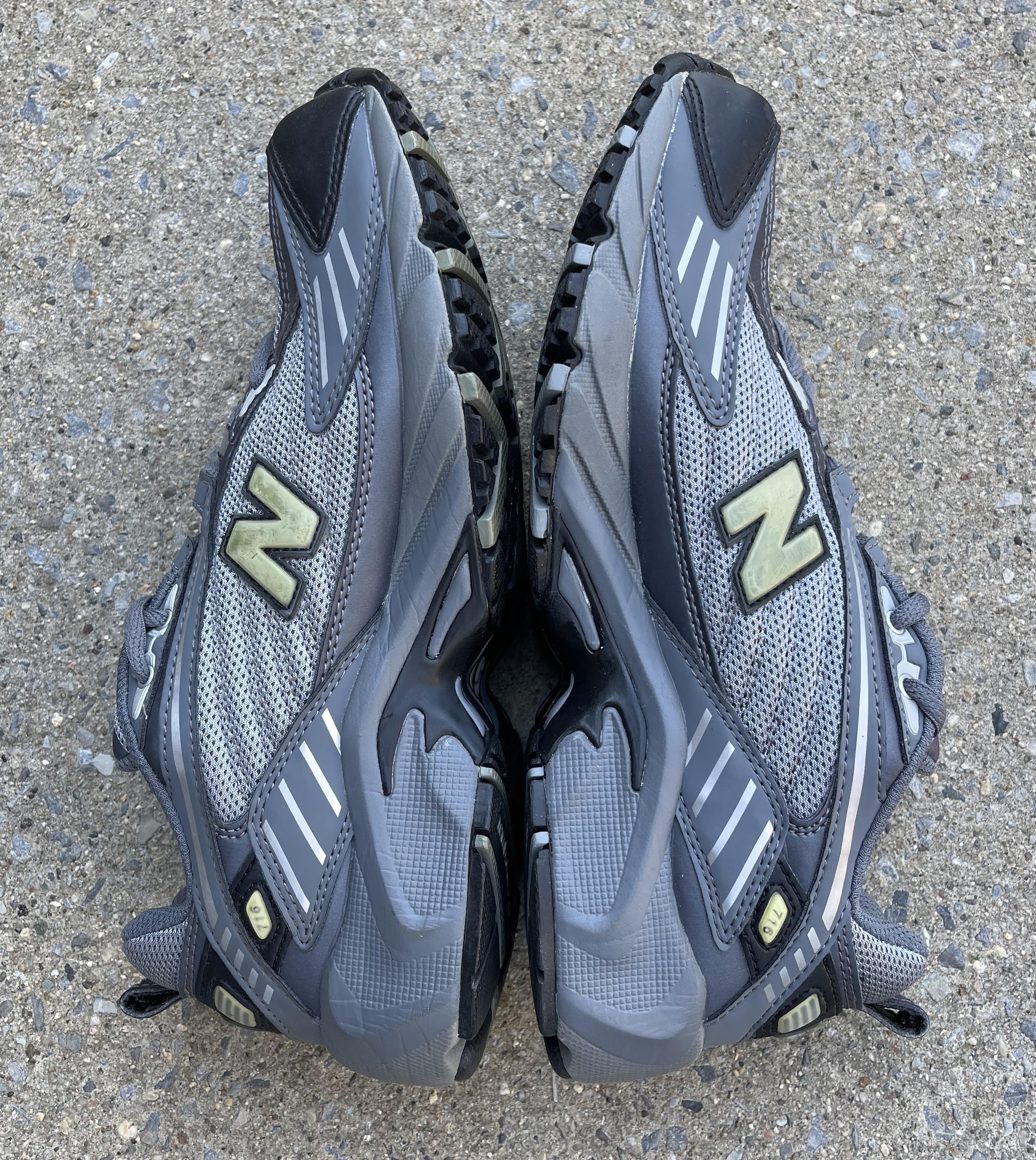 New Balance 716 Grey / Black DS — RootsBK New Balance 716 Grey / Black DS — RootsBK